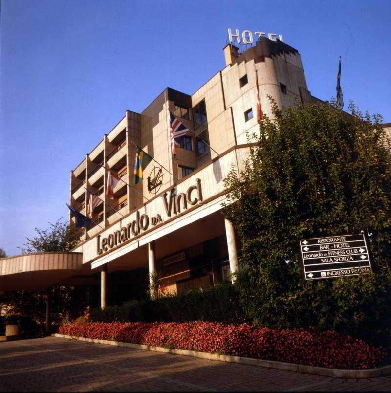 Best Western Hotel Leonardo Da Vinci Erba Dış mekan fotoğraf